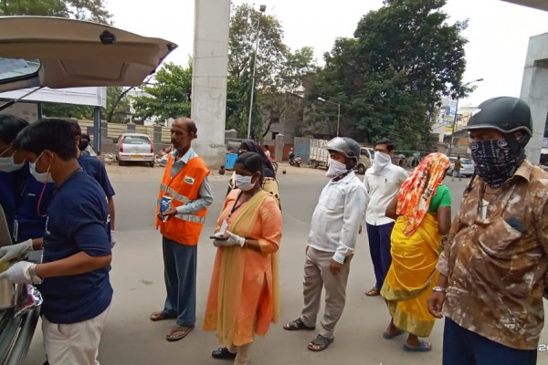 shieldon-security-services-has-conducted-free-food-distribution-to-the-needy-people-on-6th-april-2020-as-a-corona-virus-relief-activity-at-narayanaguda-chikatpally-served-food-for-175-200-day-1B90E6F59-C46A-A6E6-B027-35A54582B5A4.jpg