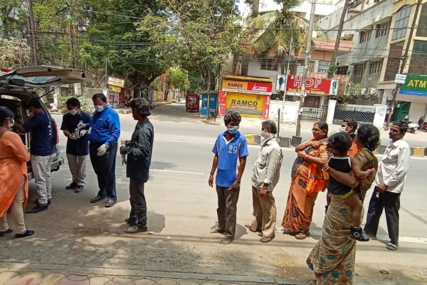 shieldon-security-services-has-conducted-free-food-distribution-to-the-needy-people-on-6th-april-2020-as-a-corona-virus-relief-activity-at-narayanaguda-chikatpally-served-food-for-175-200-day134698227-3BF8-6C01-523A-1708BDA292B0.jpg